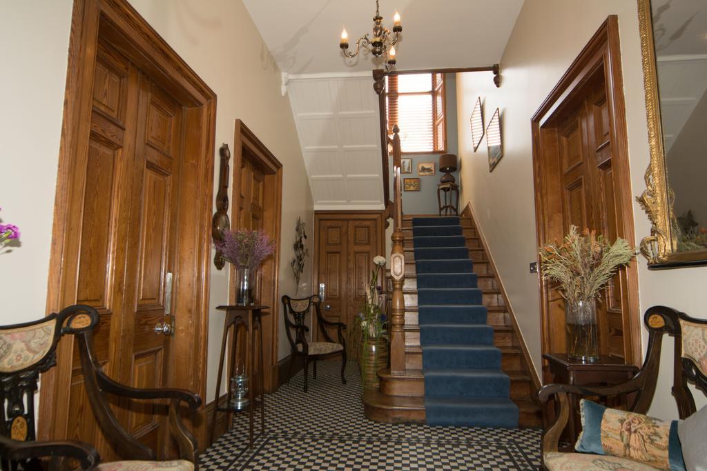 Camfield House Bed & Breakfast เธอร์โซ ภายนอก รูปภาพ